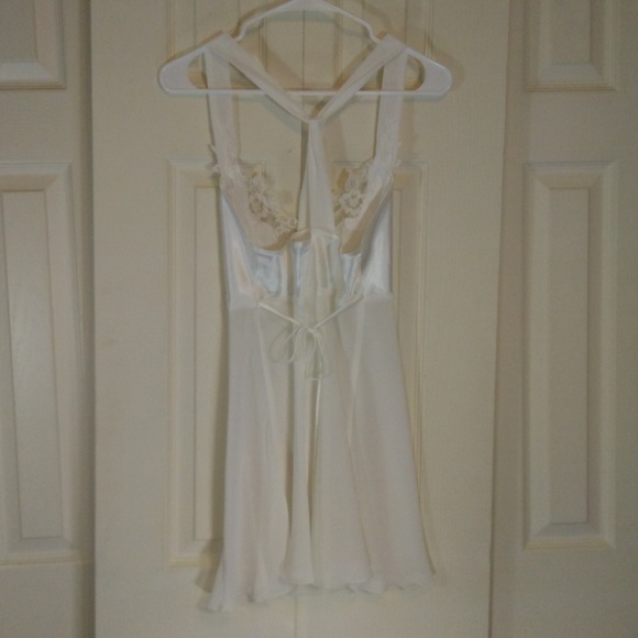 Linea Donatella White Chiffon and Satin Chemise - Picture 3 of 6